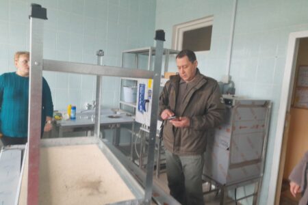 Вчера глава администрации Волновахского района провёл инспектирование по восстановительным работам в с. Златоустовка