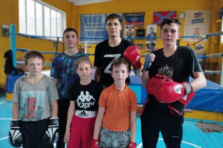 Спортсмены Волновахского района продолжают подготовку к соревнованиям по боксу