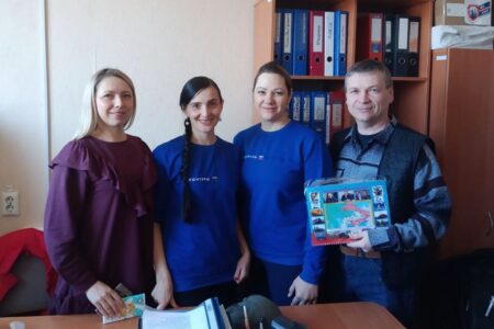 Руководитель Приморского благотворительного фонда «Ты не один» Луценко Екатерина посетила администрацию Волновахского района