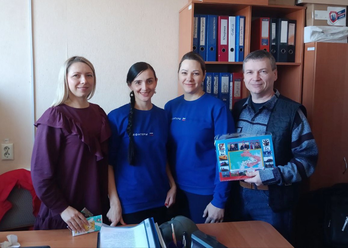 Руководитель Приморского благотворительного фонда «Ты не один» Луценко Екатерина посетила администрацию Волновахского района