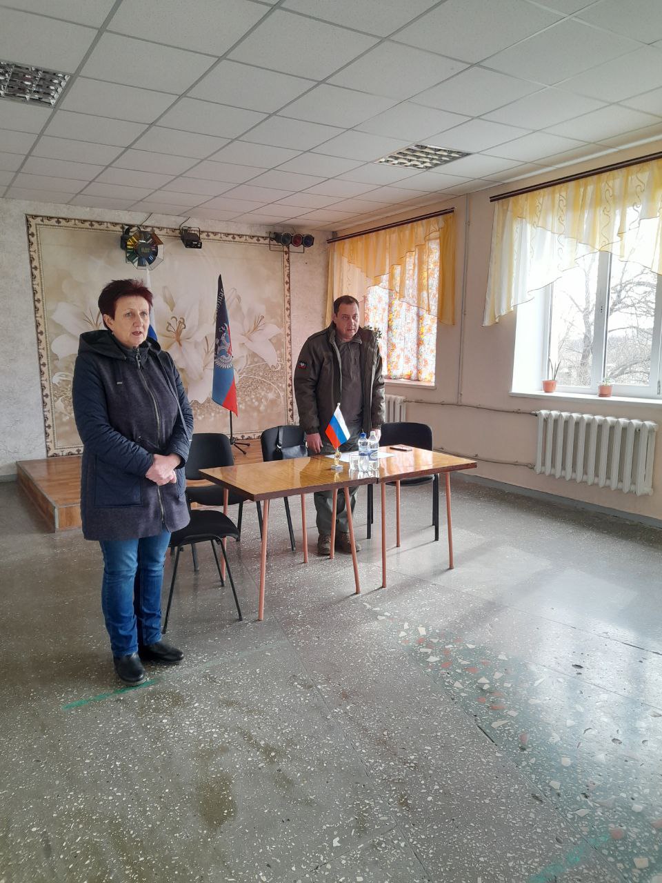 Глава администрации Волновахского района в с. Новоалексеевка провёл сход граждан