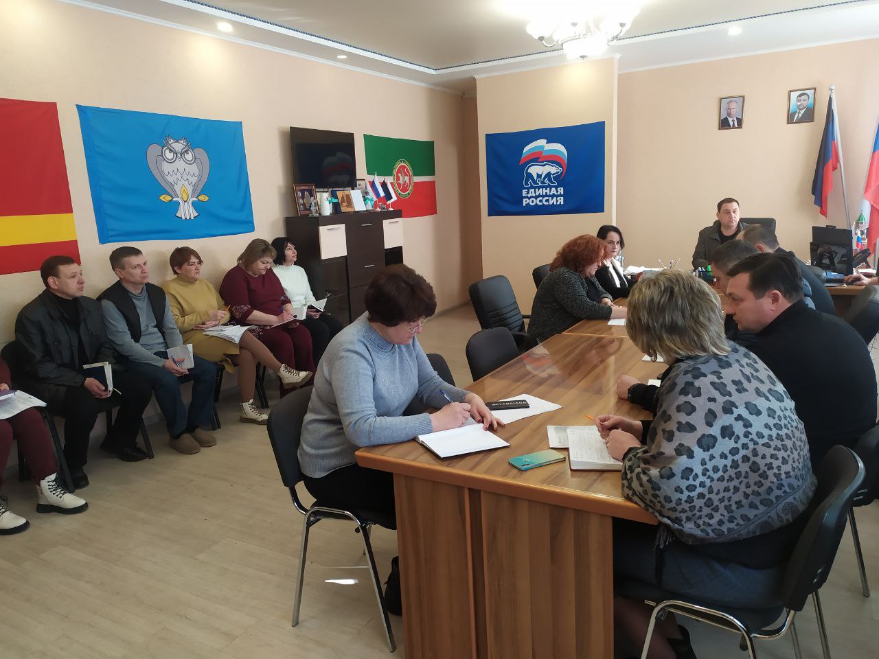 Глава администрации Волновахского района 13 марта провел очередное аппаратное совещание