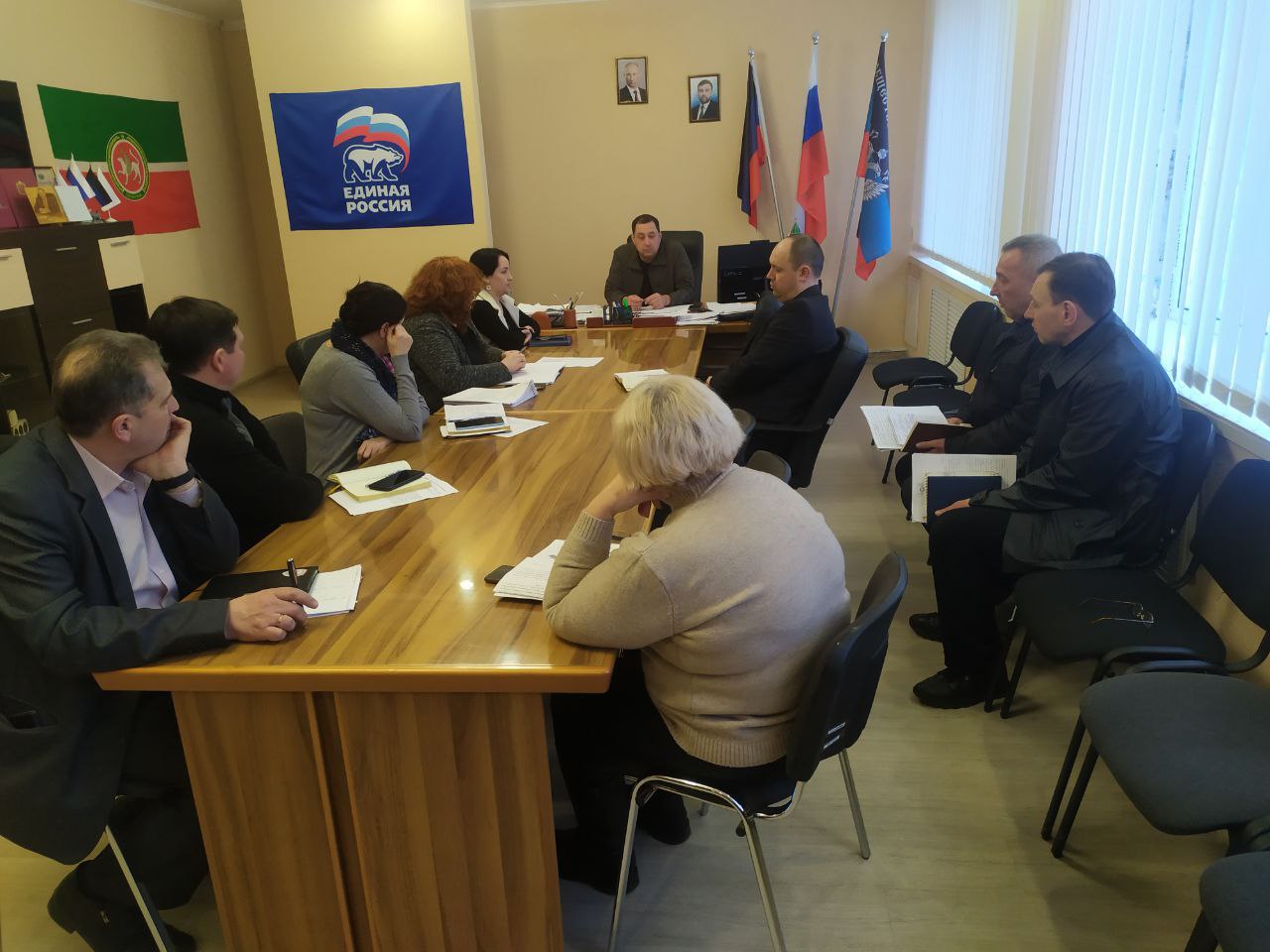 Глава администрации Волновахского района 13 марта провел вечернее аппаратное совещание