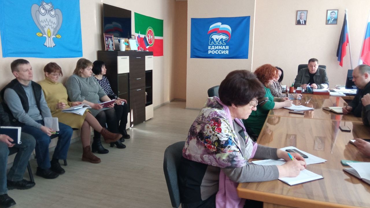 Глава администрации Волновахского района 6 марта провел очередное аппаратное совещание