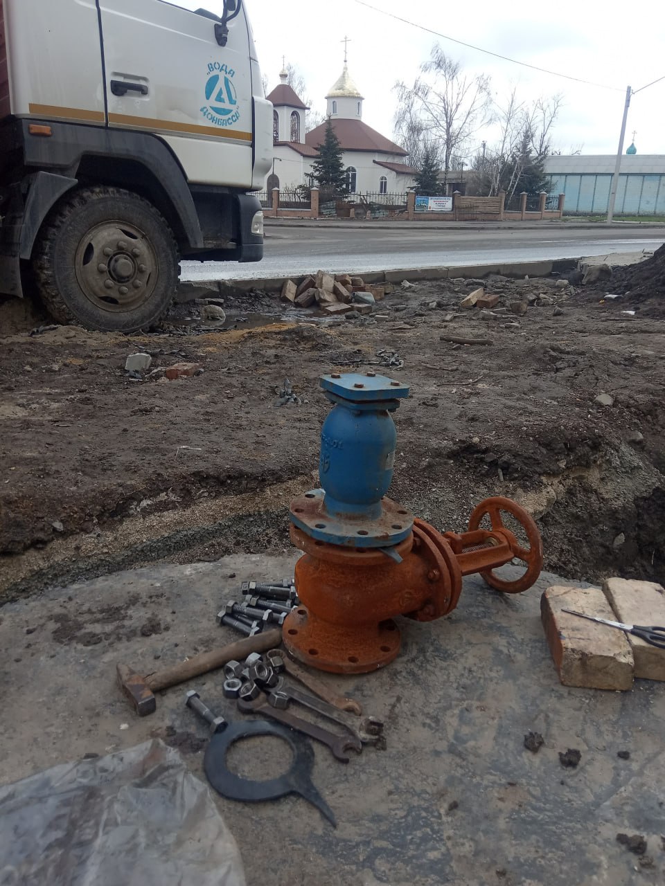 Специалисты «ВОДЫ ДОНБАССА» выполнили планово-предупредительные ремонты в Волновахе