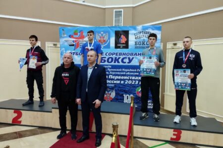 В Запорожской области состоялся отборочный турнир по боксу среди юношей, для участия в Первенстве России