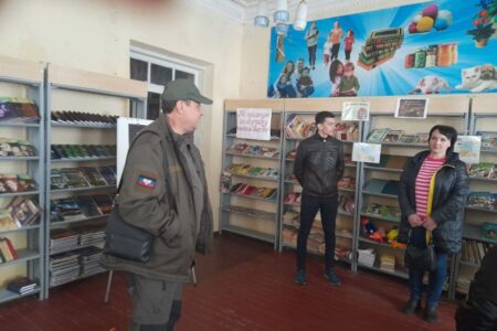 Глава администрации Волновахского района в селе Рыбинское провел сход граждан - фотография 6