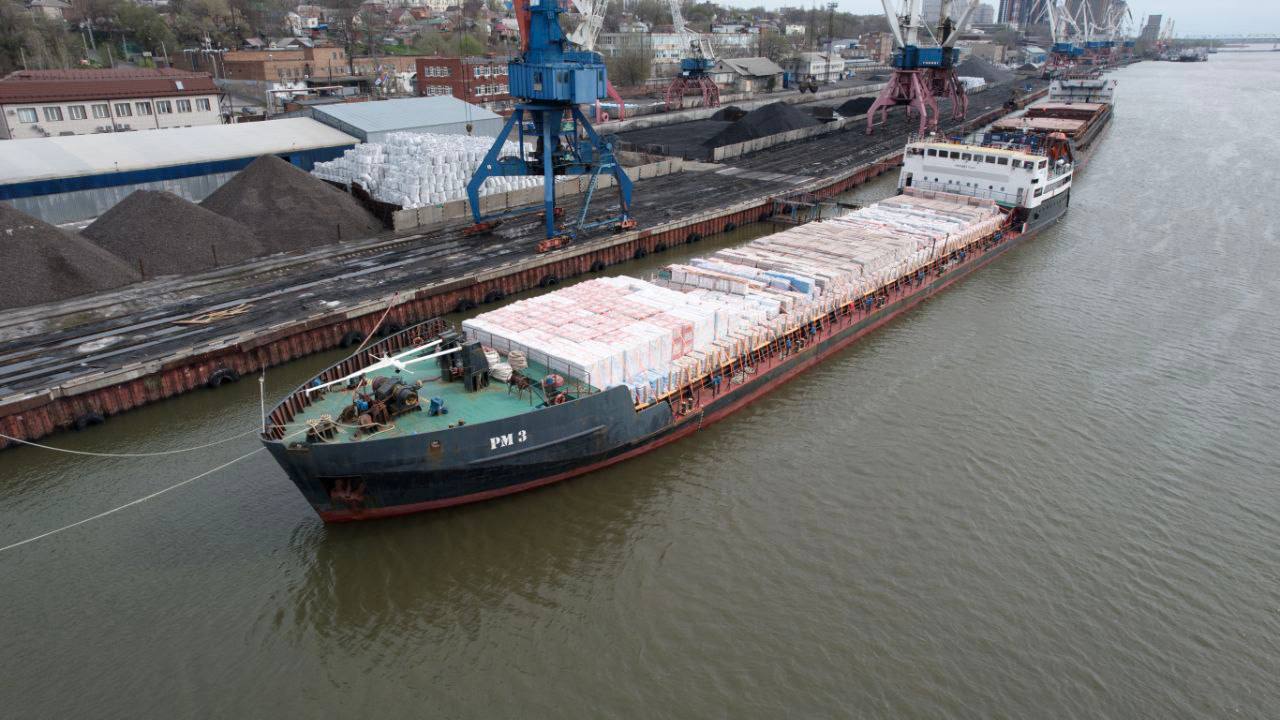 В порт Мариуполя доставлены строительные материалы общим весом 1900 тонн