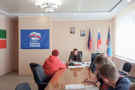 28 апреля Константин Зинченко провел прием граждан - фотография 3