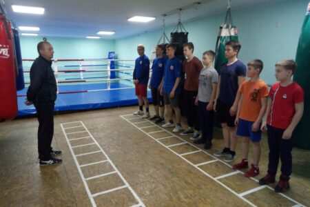 В Волновахе состоялся открытый урок по боксу