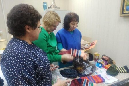 Жители Кыштыма продолжают сбор помощи для Волновахи и Ясиноватой